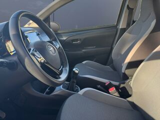 Aygo 1.0 Vvti 70 X-play /Carplay/R&eacute;gulateur 2021 occasion 14100 Lisieux