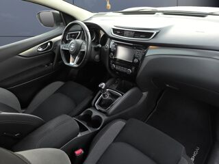 Qashqai 1.2 Digt 115 ch N-Connecta /Toit panoramique/Barre de toit/ 2018 occasion 63500 Issoire
