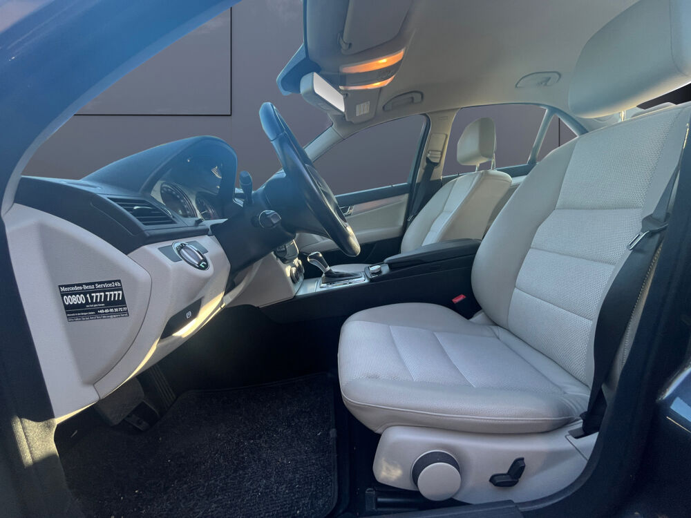 Classe C 200 Cdi 135 ch Avantgarde Pack Luxe Bva /Si&egrave;ges Semi Cuir Ch 2009 occasion 74200 Thonon-les-Bains