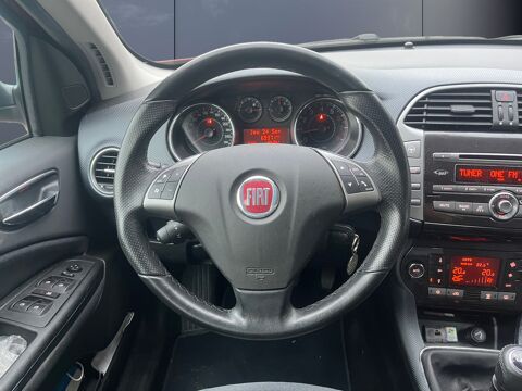 Bravo 1.4 T-jet 120 Elegance /1er Main/Clim auto/R&eacute;gulateur de vit 2008 occasion 74200 Thonon-les-Bains