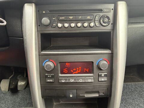 207 1.6 Vti 120 ch Premium /Radar de recul/Radio CD/Vitres avant 2010 occasion 19000 TULLE