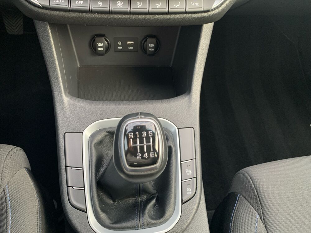 i30 Edition #Navi /Moteur &agrave; chaine, 1L T-GDi 120Ch, 1&egrave;re main 2018 occasion 60800 Cr&eacute;py-en-Valois