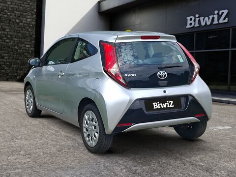 Aygo 1.0 Vvti 70 ch X-play /Carplay/&Eacute;cran tactile/Cam&eacute;ra de recul 2020 occasion 43000 Le Puy-en-Velay