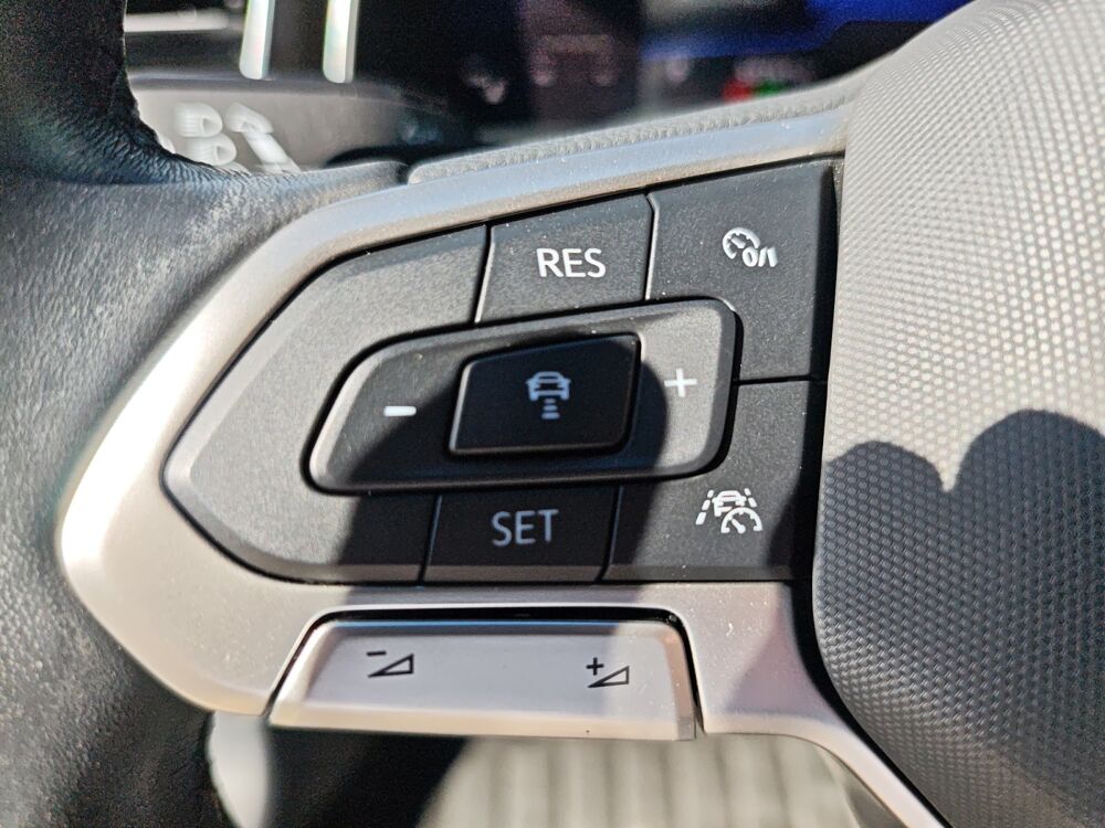 Polo VI 1.0 Tsi 110 ch R-line Dsg /Climatisation automatiquebi-zo 2021 occasion 35500 Vitr&eacute;