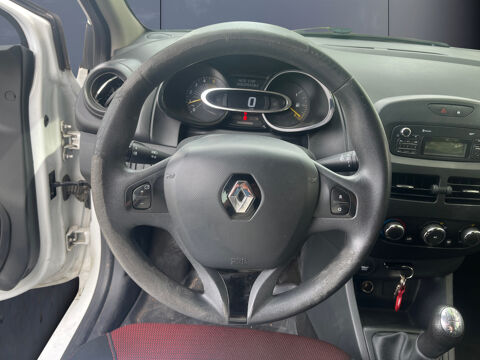 Clio 4 IV 1.5 DCi 90ch Societ&eacute; /Clim/Bluetooth/Distribution OK/En 2014 occasion 74200 Thonon-les-Bains