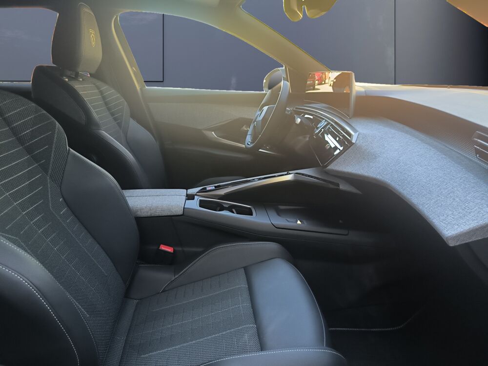 3008 GT 1.2l 145 ch Hybrid E-dcs6 2025 occasion 31600 MURET