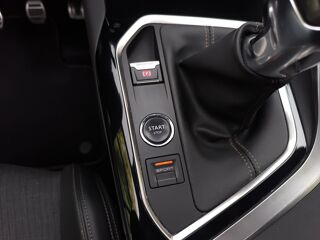 3008 Generation-ii 1.5 Bluehdi 130 ch Gt Line Start-stop /Toit ou 2018 occasion 63500 Issoire