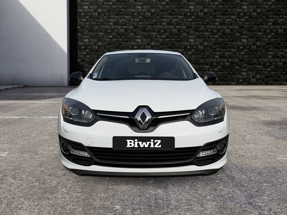 M&eacute;gane TCE 116 ch Energy Limited /2&egrave;me main/ Attelage 2015 occasion 38300 Bourgoin-Jallieu