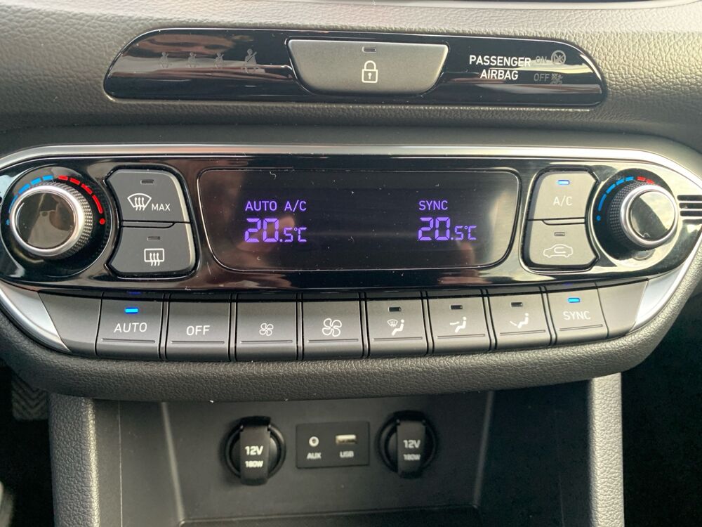 i30 Edition #Navi /Moteur &agrave; chaine, 1L T-GDi 120Ch, 1&egrave;re main 2018 occasion 60800 Cr&eacute;py-en-Valois