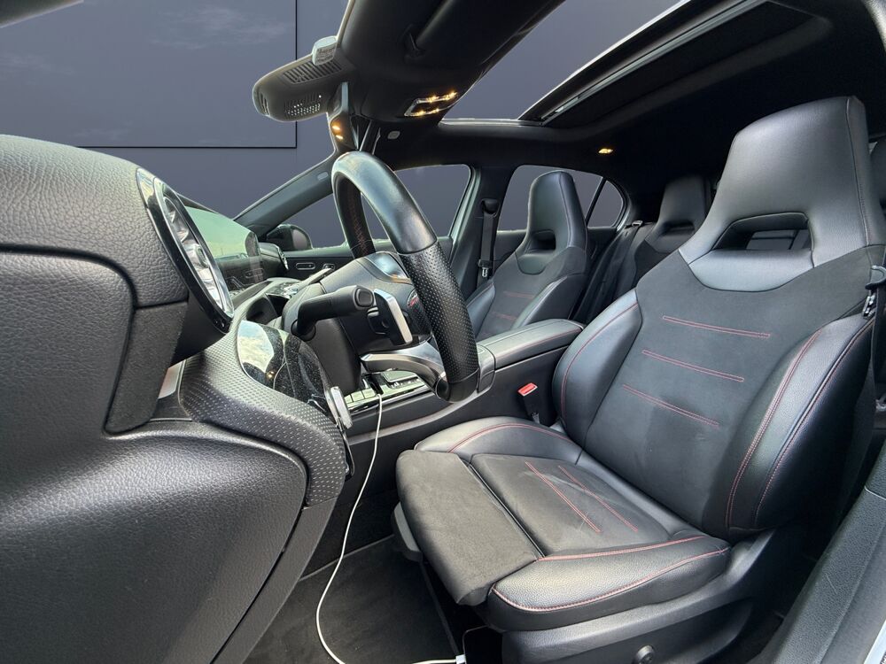 Classe A 1.3 200 163 ch Amg Line Bva /Toit ouvrant/ si&egrave;ges &eacute;lectrique 2020 occasion 69740 Genas