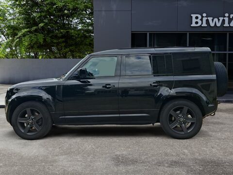 Defender Hardtop Societe 110 3.0 D250 250 ch Mhev SE 4wd Bva /Tva r&eacute;c 2023 occasion 43000 Le Puy-en-Velay