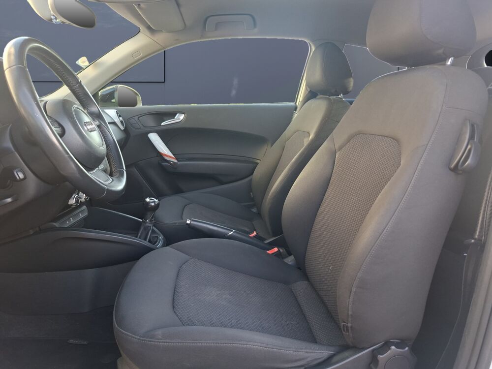 A1 1.6 Tdi 90 ch S-line 2013 occasion 43000 Le Puy-en-Velay