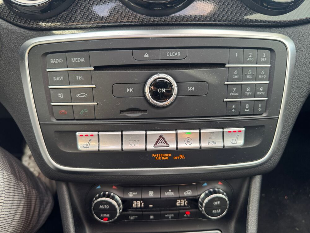 Classe GLA 180 122 ch Sport Edition /Toit Ouvrant/Carnet Mercedes/Si&egrave;ge 2019 occasion 59000 Lille