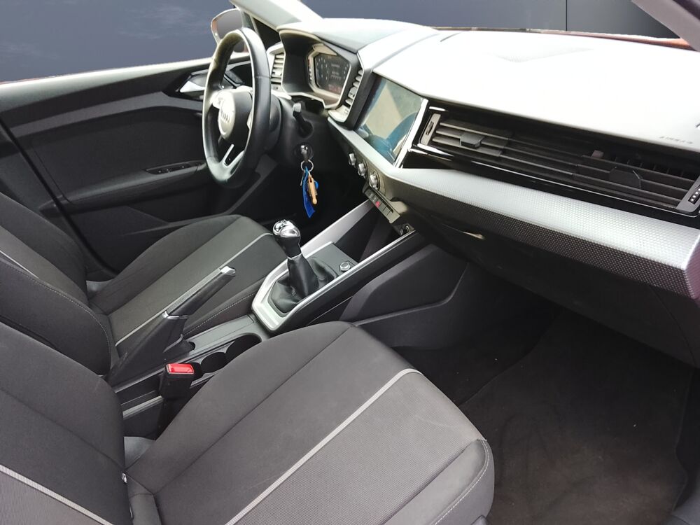 A1 Citycarver Allstreet 1.0 30 Tfsi 110 ch Design 2021 occasion 64100 bayonne