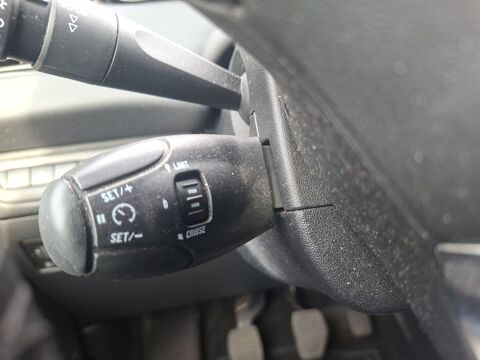 208 1.2 Vti 80 ch Urban Soul /Distri ok/Suivi complet entretiens 2013 occasion 43000 Le Puy-en-Velay
