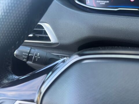 3008 2.0 Bluehdi 150 Gt Line /Applecarplay/Suivi peugeot/Cam&eacute;ra d 2017 occasion 10430 Rosi&egrave;res-pr&egrave;s-Troyes