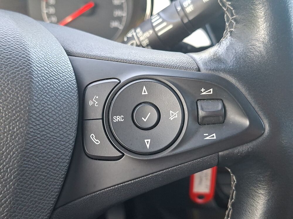 Corsa 1.2 75 ch Edition Business /Carplay/Gps/Feux auto/Commandes 2021 occasion 43000 Le Puy-en-Velay
