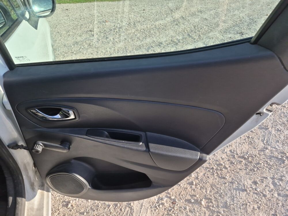 Clio 1.5 Dci 75 ch Zen /Attelage 2014 occasion 41700 Le Controis en Sologne