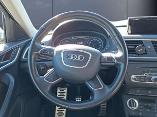 Q3 2.0 Tdi 140 ch Attraction Quattro /Si&egrave;ges chauffants/Ecran t 2014 occasion 83210 Solli&egrave;s-Pont