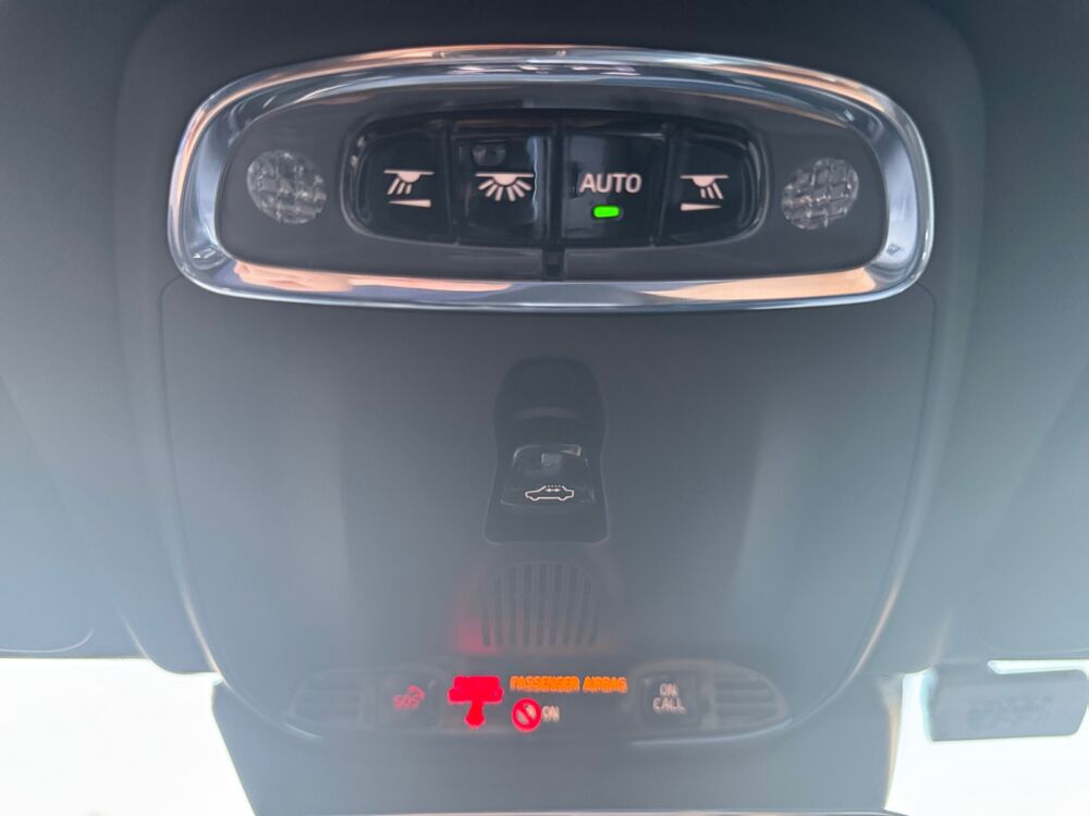 XC60 2.0 T8 390 ch PHEV R-Design AWD Geartronic /Toit ouvrant pan 2020 occasion 53000 Laval