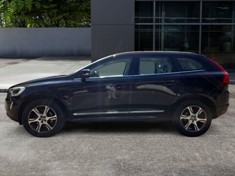 XC60 2.0 D4 180 ch Momentum Business Geartronic Bva /Toit ouvrant 2014 occasion 56100 Lorient