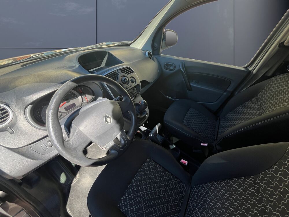 Kangoo 1.5 Dci 90 ch /Clim/Double porte lat&eacute;ral/Distribution Ok/Ent 2015 occasion 74200 Thonon-les-Bains