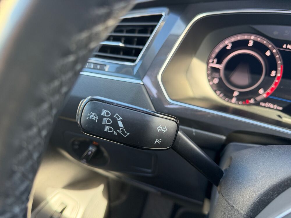 Tiguan Allspace 2.0 Tdi 150 ch Carat Dsg7 Bva /Toit Pano Ouvrant/CarPlay/Cam 2018 occasion 59000 Lille