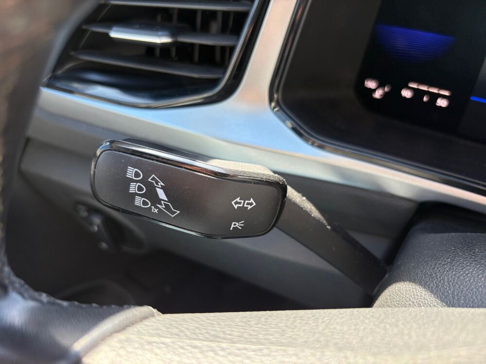 T-ROC 2.0 Tdi 115 ch Business /Carplay/R&eacute;gulateur de vitesse/Radar 2022 occasion 17000 La Rochelle