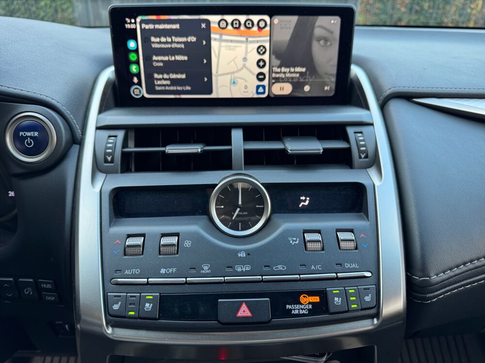 NX 300 H F-sport Executive 4WD /Suivi Lexus/Toit Pano/Si&egrave;ges Ve 2018 occasion 59000 Lille