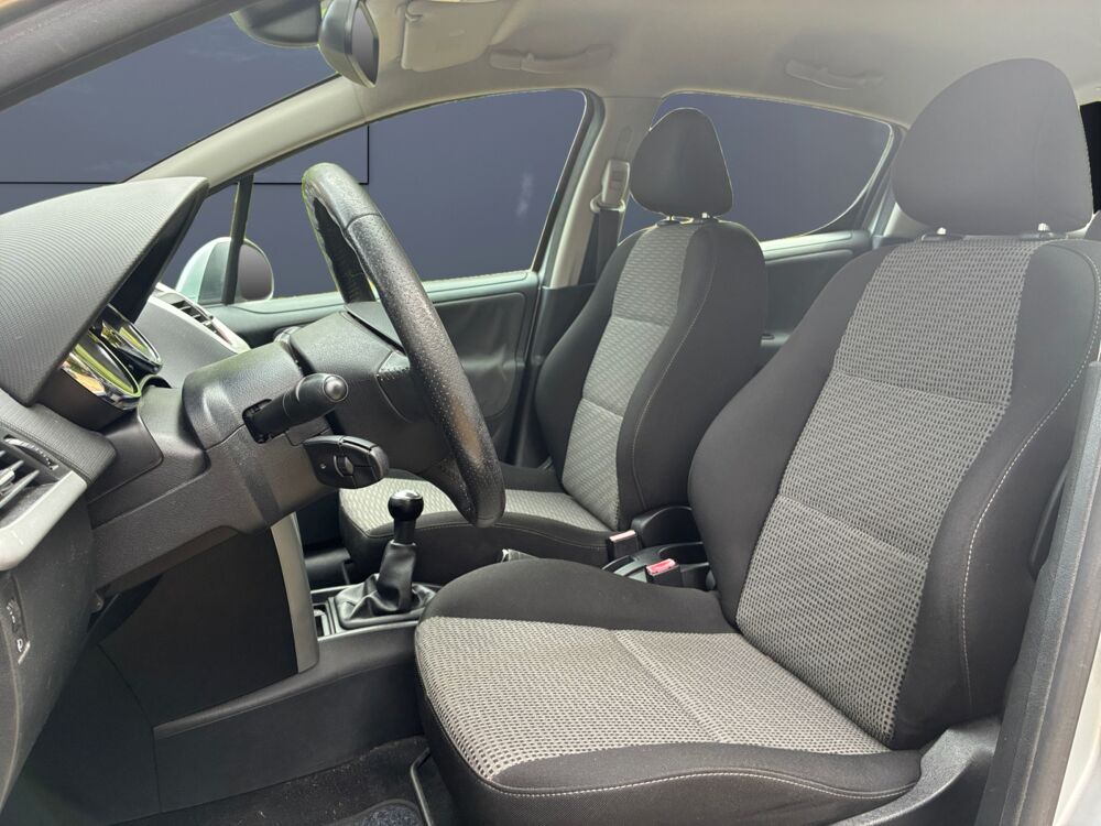 207 1.6 Vti 120 ch Premium /Radar de recul/Radio CD/Vitres avant 2010 occasion 19000 TULLE