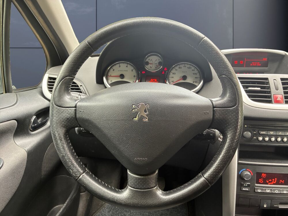 207 1.6 Vti 120 ch Premium /Radar de recul/Radio CD/Vitres avant 2010 occasion 19000 TULLE