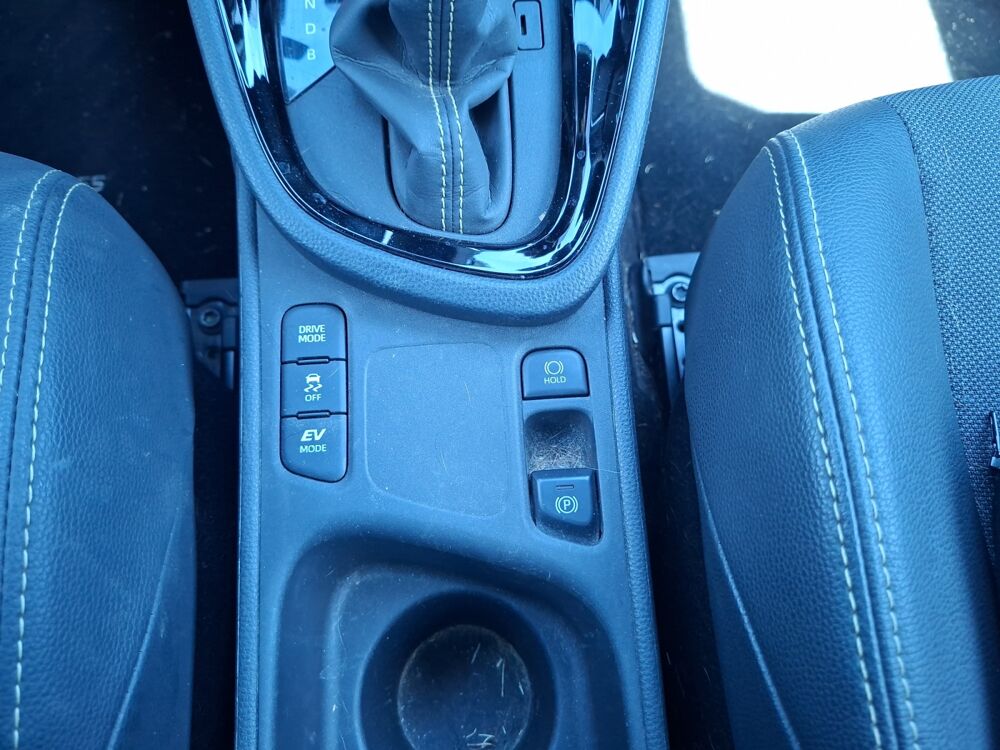 Yaris Cross 1.5 114h 90 ch Hybrid Full-hybrid 0.8kwh Trail Bva /Ca 2023 occasion 83560 Saint-Julien