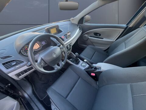 M&eacute;gane 1.6i 100 ch Tomtom Edition /Gps/Si&egrave;ge Chauffant/Clim Auto/Ja 2012 occasion 74200 Thonon-les-Bains