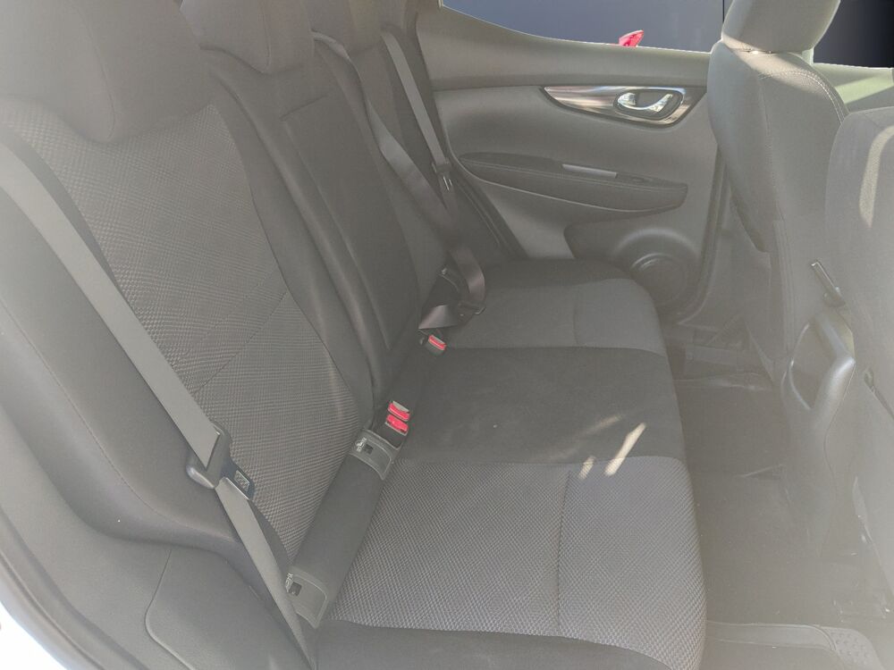 Qashqai 1.2 Digt 115 ch N-connecta 2wd /Toit panoramique/Cam&eacute;ra 360 2016 occasion 28500 Vernouillet