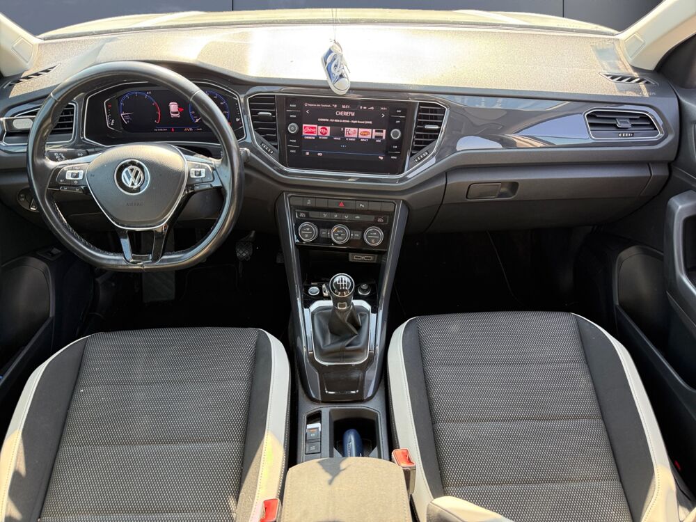T-ROC 1.5 Tsi 150 Evo Carat /Suivi complet / Hayon &eacute;lectrique/ App 2019 occasion 38280 Villette-d'Anthon