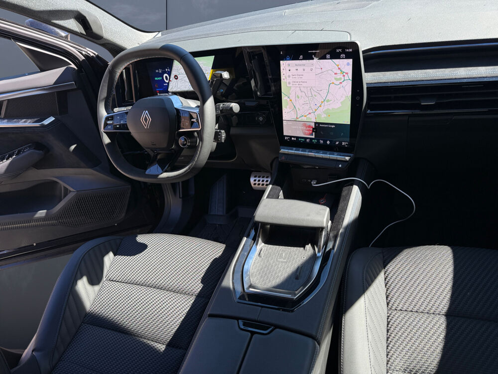 Austral E-tech 200h Full-hybrid Hybrid Esprit Alpine Bva /NOUVEL AUS 2025 occasion 42100 Saint-&Eacute;tienne