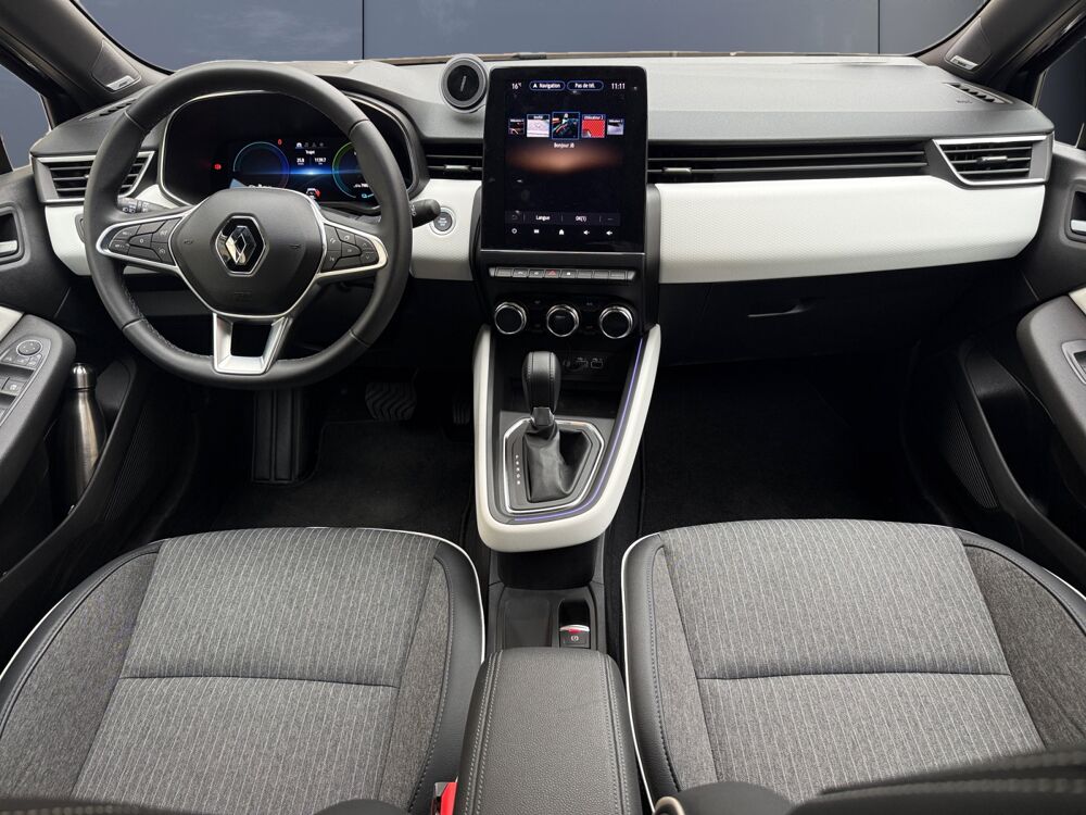 Clio 1.6 E-tech 145 ch Full-hybrid Techno Bva /Carplay/ Cam&eacute;ra de 2023 occasion 14400 Bayeux