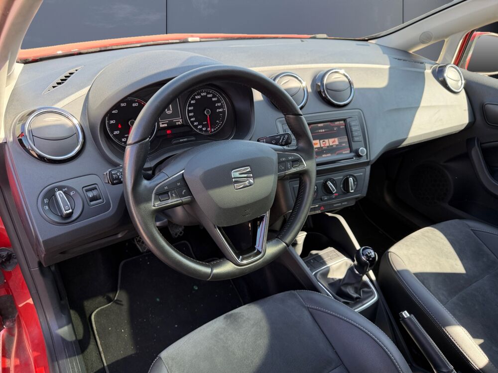 Ibiza 1.2 TSI 90 ch Style /Toit Ouvrant/ Int&eacute;rieur Alcantara 2016 occasion 38300 Bourgoin-Jallieu