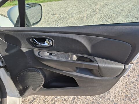 Clio 1.5 Dci 75 ch Zen /Attelage 2014 occasion 41700 Le Controis en Sologne