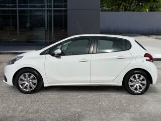 208 1.5 Bluehdi 100 ch Active /Climatisation/Bluetooth/Distribut 2018 occasion 44800 Saint-Herblain