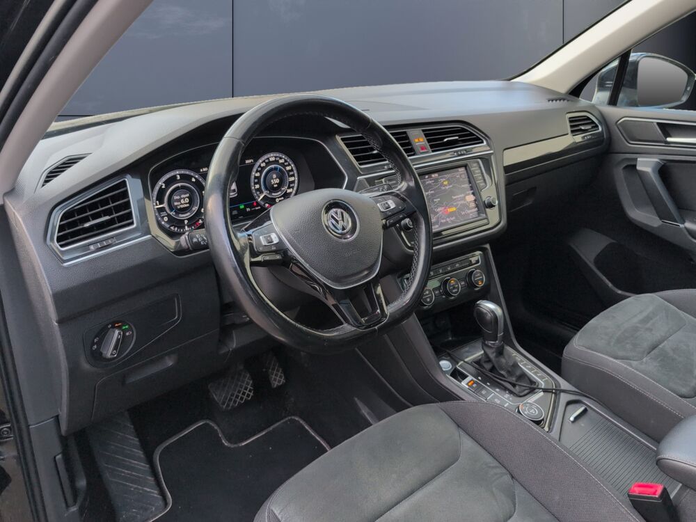 Tiguan 2.0 TDI 150 ch Bluemotion Carat 4Motion DSG7 /Toit ouvrant p 2017 occasion 69170 Tarare