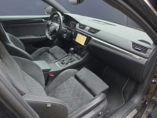 Superb Combi 2.0 Tdi 150 Scr Sport Line Dsg Bva /Suivi Complet/Toit 2023 occasion 89100 SENS