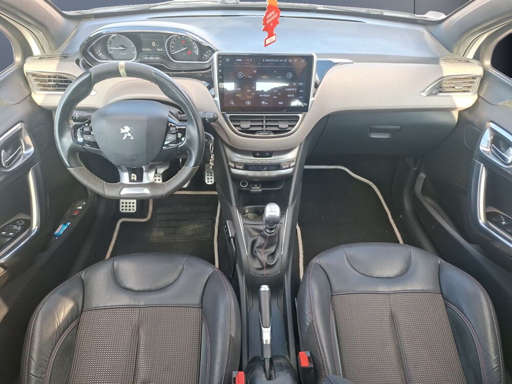 208 Generation-i 1.6 Thp 155 ch Xy /Carplay/Toit panoramique/Ess 2014 occasion 43000 Le Puy-en-Velay