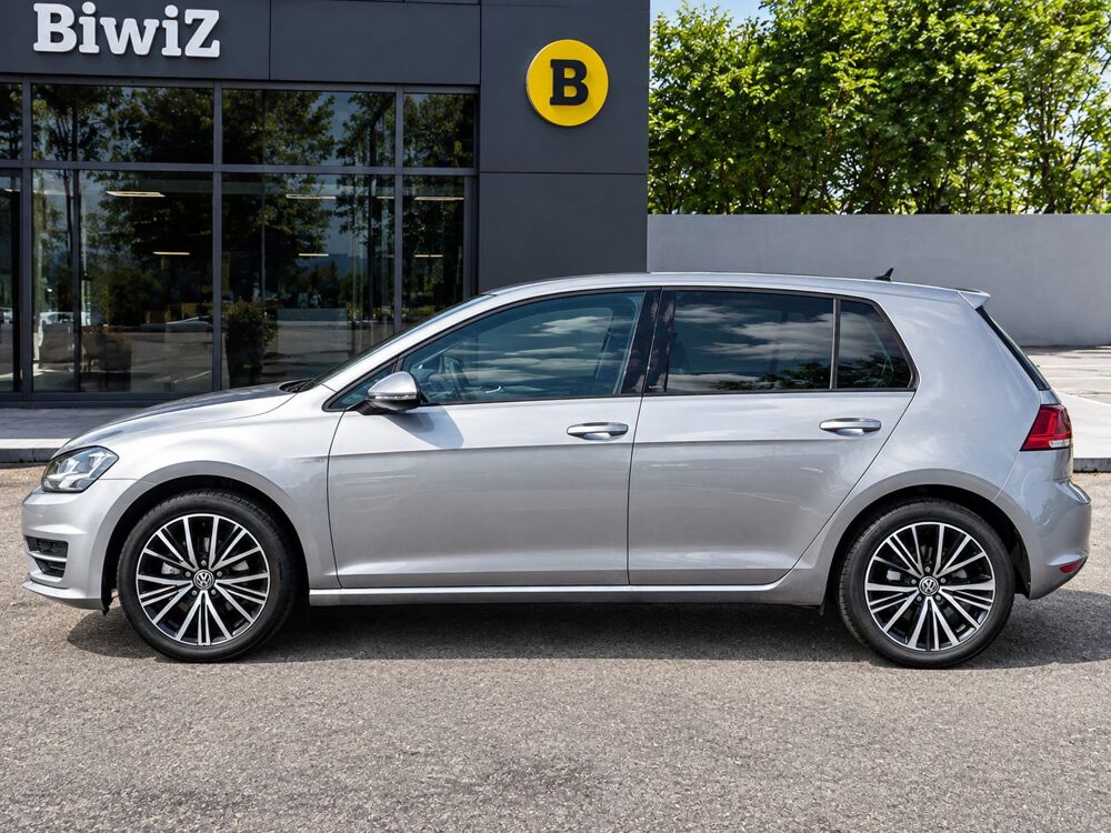 Golf 1.2 TSI 110ch Bluemotion Allstar /CarPlay/Cam&eacute;ra AR/Capteur 2016 occasion 18000 Bourges