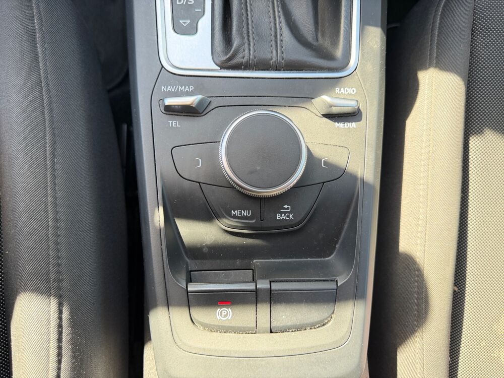 Q2 35 TDI 150 ch S tronic 7 Quattro Business line /CarPlay et A 2020 occasion 38300 Bourgoin-Jallieu