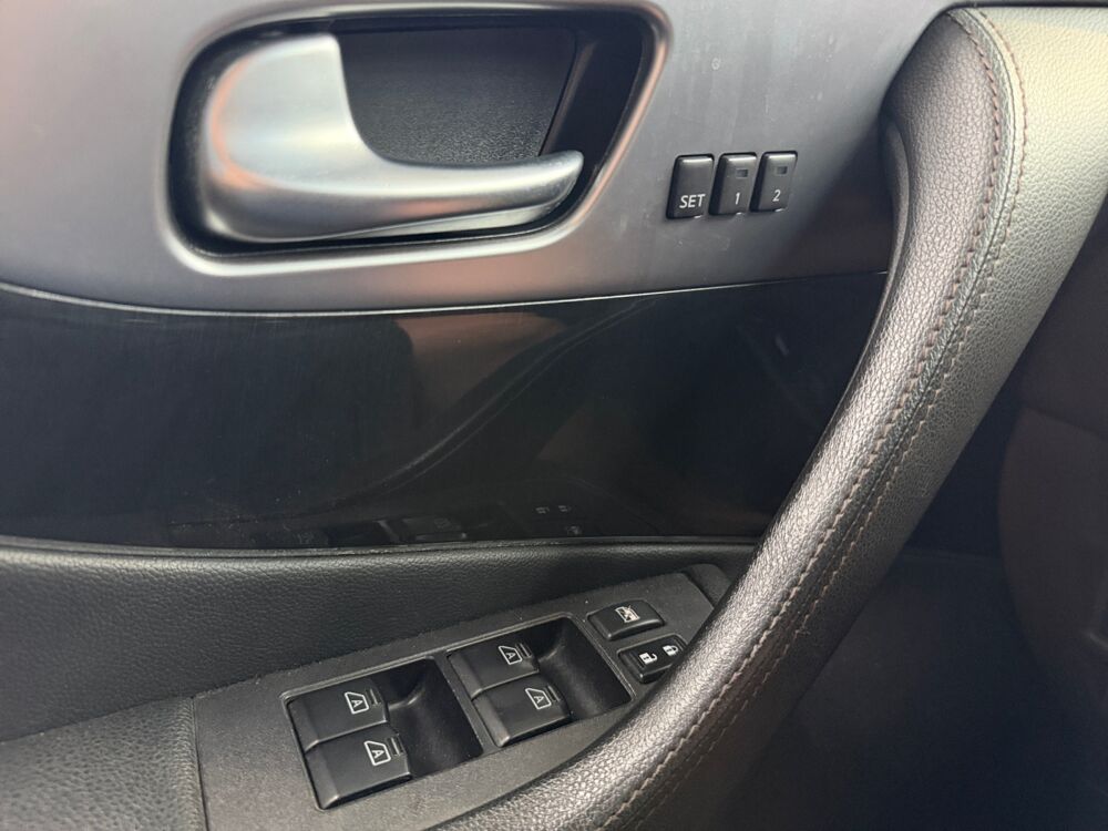 FX 3.0 D 240 S Premium Awd Bva 2012 occasion 09120 Varilhes
