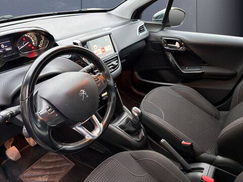 208 1.2l 110 ch Allure Start-stop /Carplay/Entretien complet Peu 2017 occasion 42700 Firminy