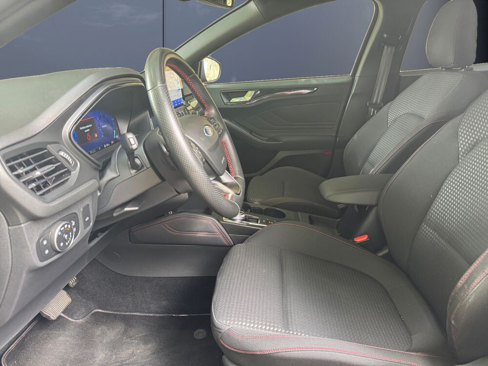 Focus SW 1.5 Tdci 120 ch St line /Suivi Entretien Complet/Carplay/ 2021 occasion 14100 Lisieux
