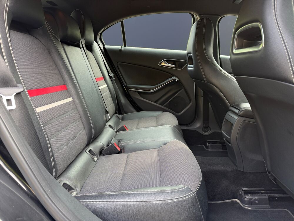 Classe A 160 Cdi 90 ch Inspiration /Radar Av Et Ar/Si&eacute;ges Sport/R&eacute;gul 2014 occasion 43200 Yssingeaux