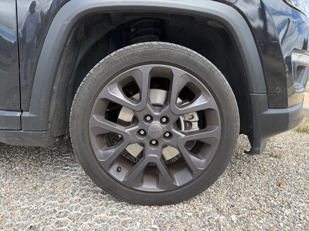 Compass 1.3 T4 240 ch 4wd Hybrid S /toit ouvrant / si&egrave;ges cuirs / su 2021 occasion 38540 Heyrieux